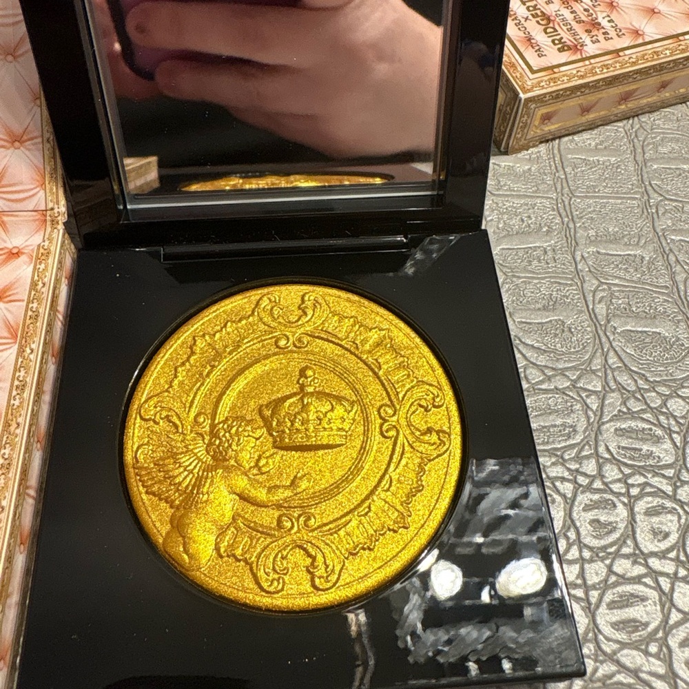 Pat McGrath Labs X Bridgerton- Highlighter